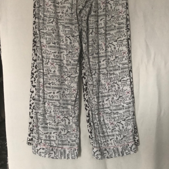 2 pairs Victoria’s Secret Sleepwear - Picture 6 of 6